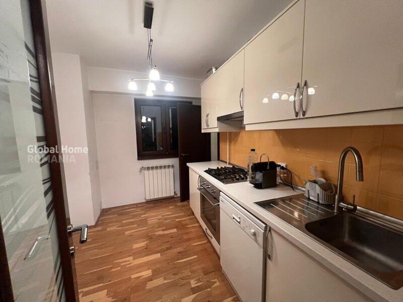 Unirii- Splaiul Unirii  Apartament 3 camere -80 MP   Vedere Mixta-Renovat